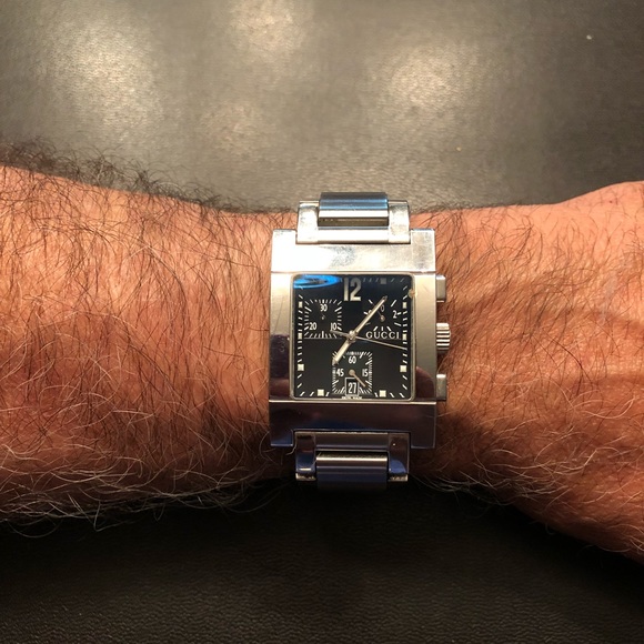 Men’s Gucci Watch - Picture 3 of 4